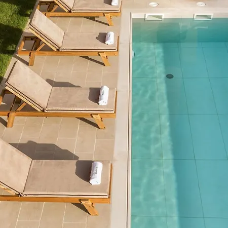 Makris Luxury شقة فندقية