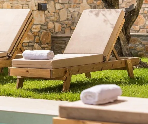 Makris Luxury 4* לפטוקריה