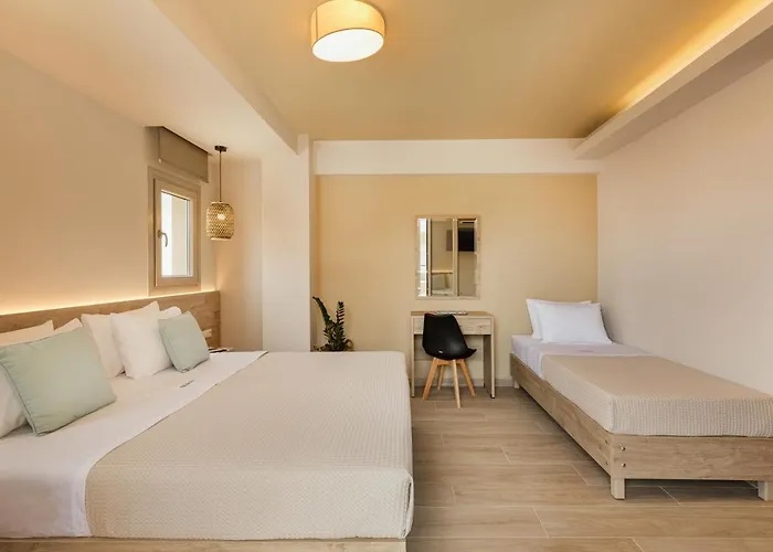 Makris Luxury شقة فندقية 4*